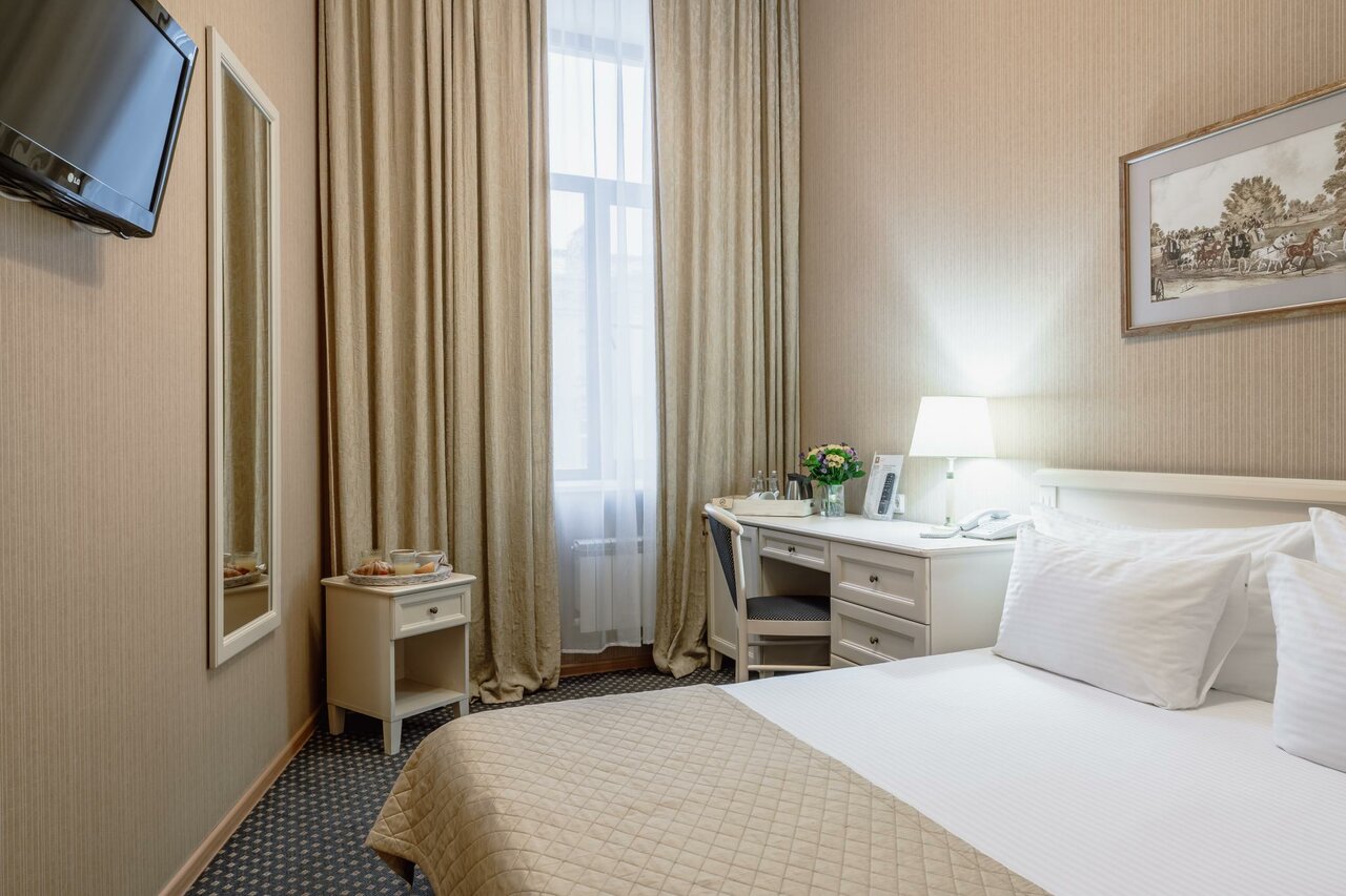 Гостиница Астон Санкт-Петербург-245