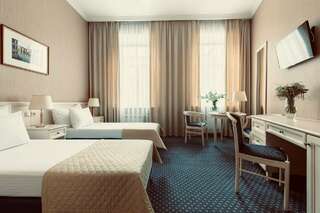 Гостиница Астон Санкт-Петербург ПОЛУЛЮКС с видом на проспект-5